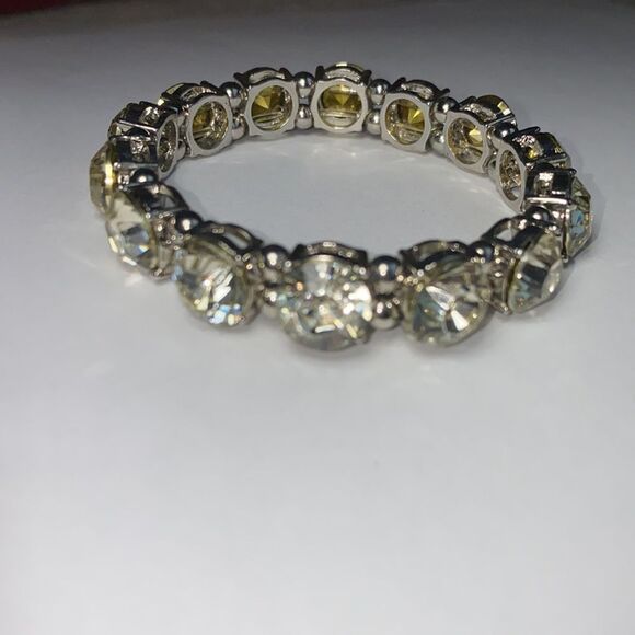 Rhinestone stretch bracelet - Picture 2 of 4